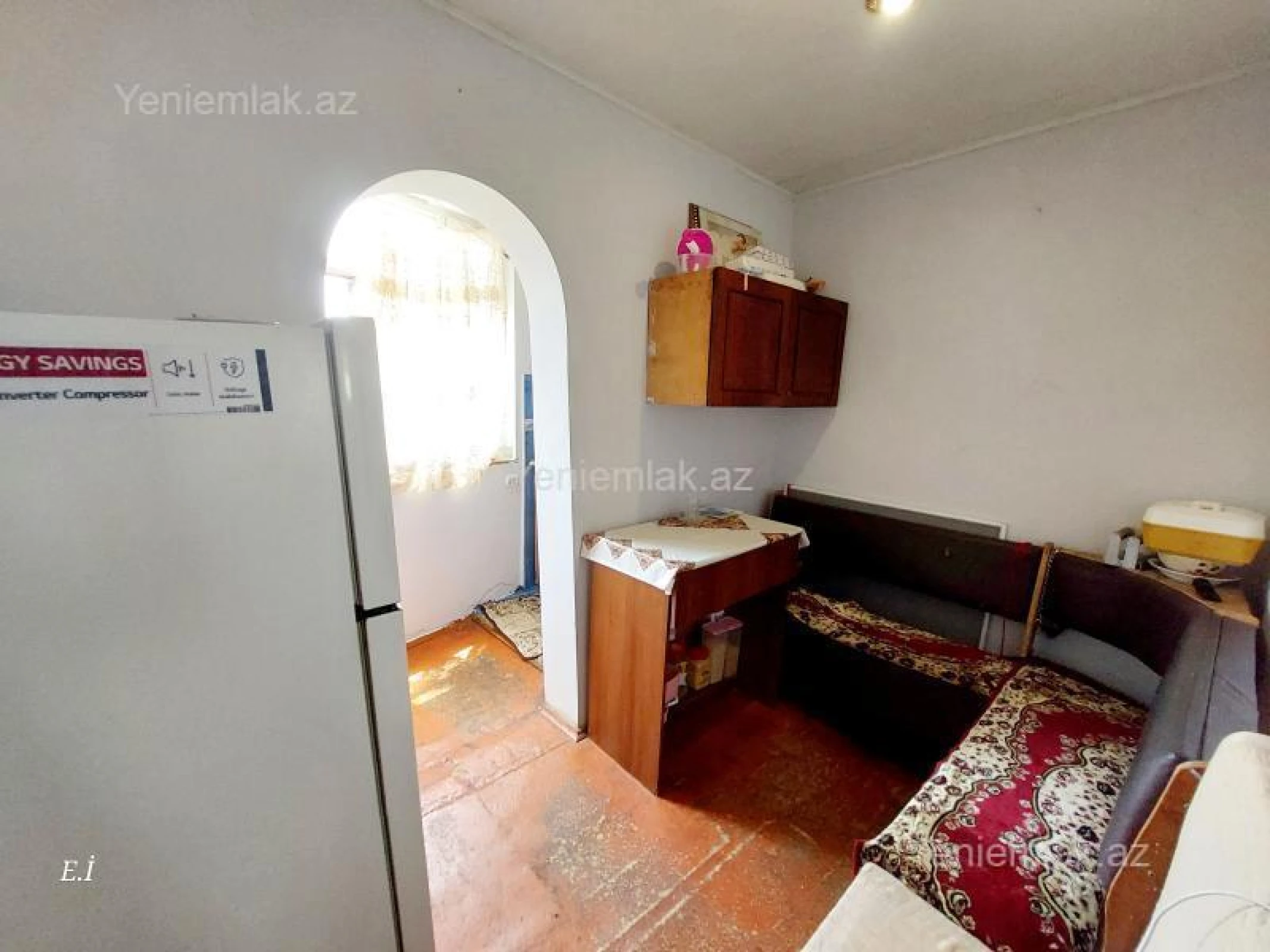 Satılır 2 otaqlı köhnə tikili 57 m²