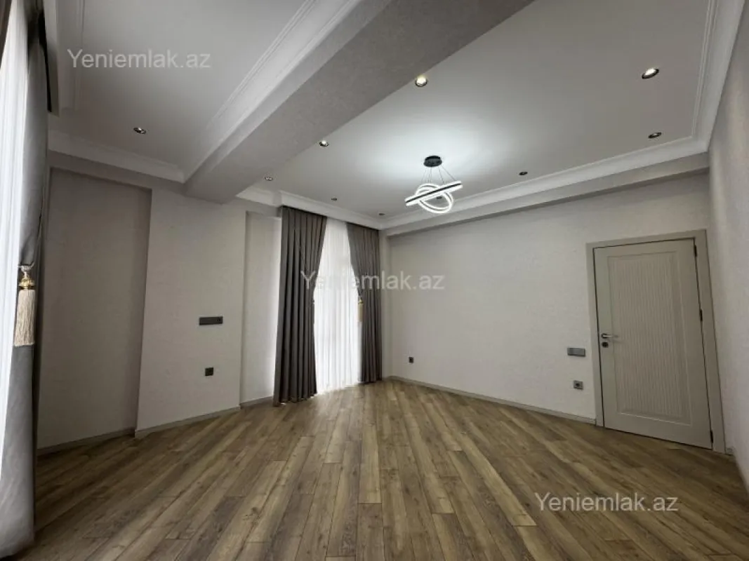 Satılır 2 otaqlı yeni tikili 68 m²