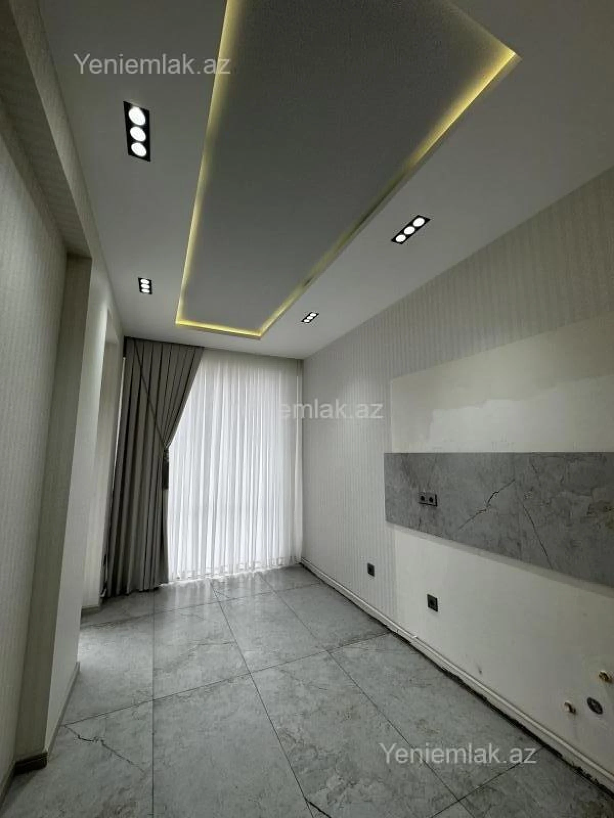 Satılır 2 otaqlı yeni tikili 68 m²