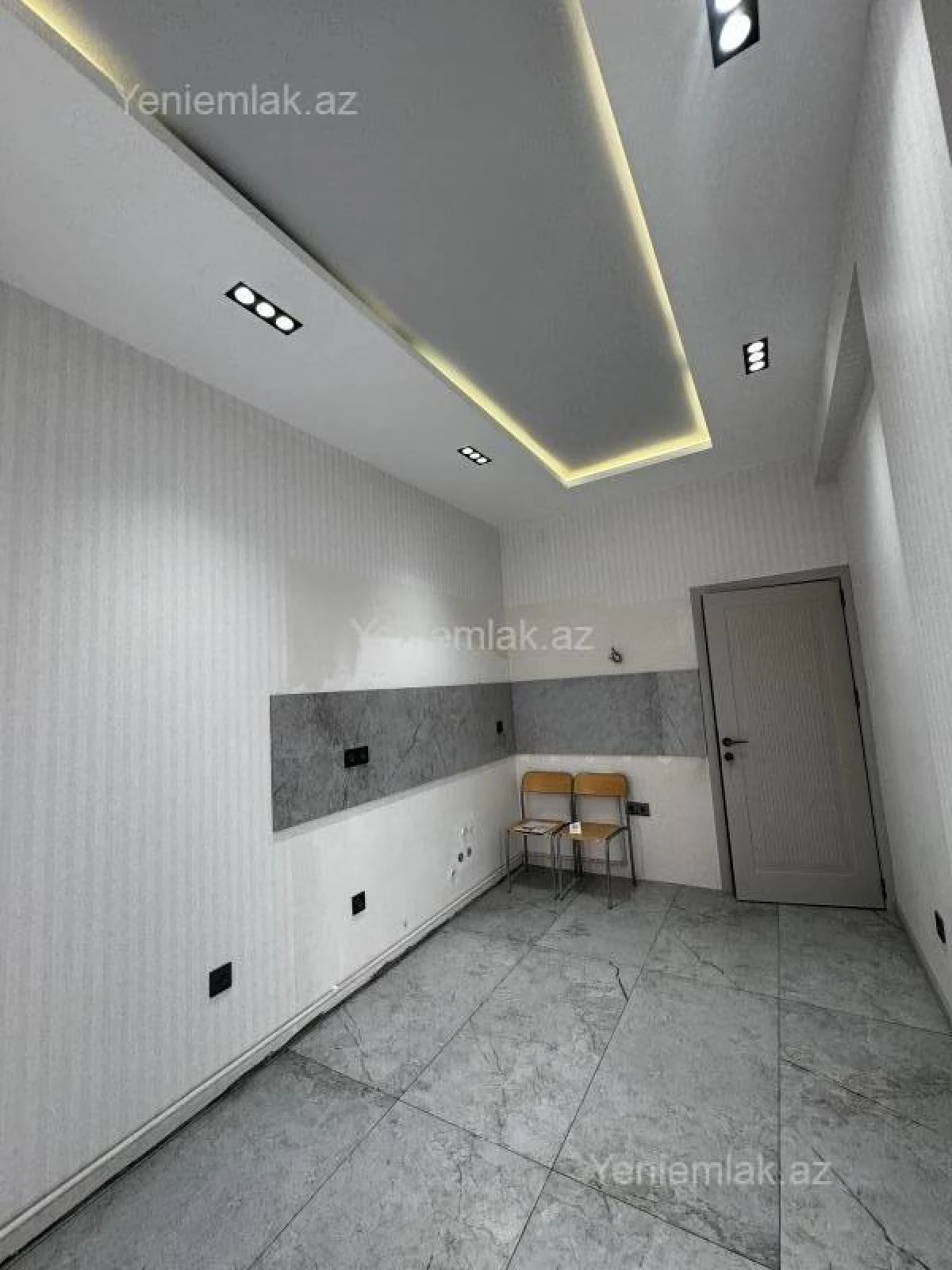 Satılır 2 otaqlı yeni tikili 68 m²