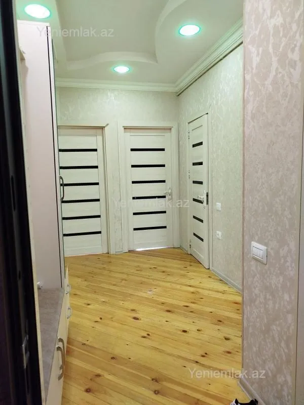 Satılır 3 otaqlı yeni tikili 65 m²