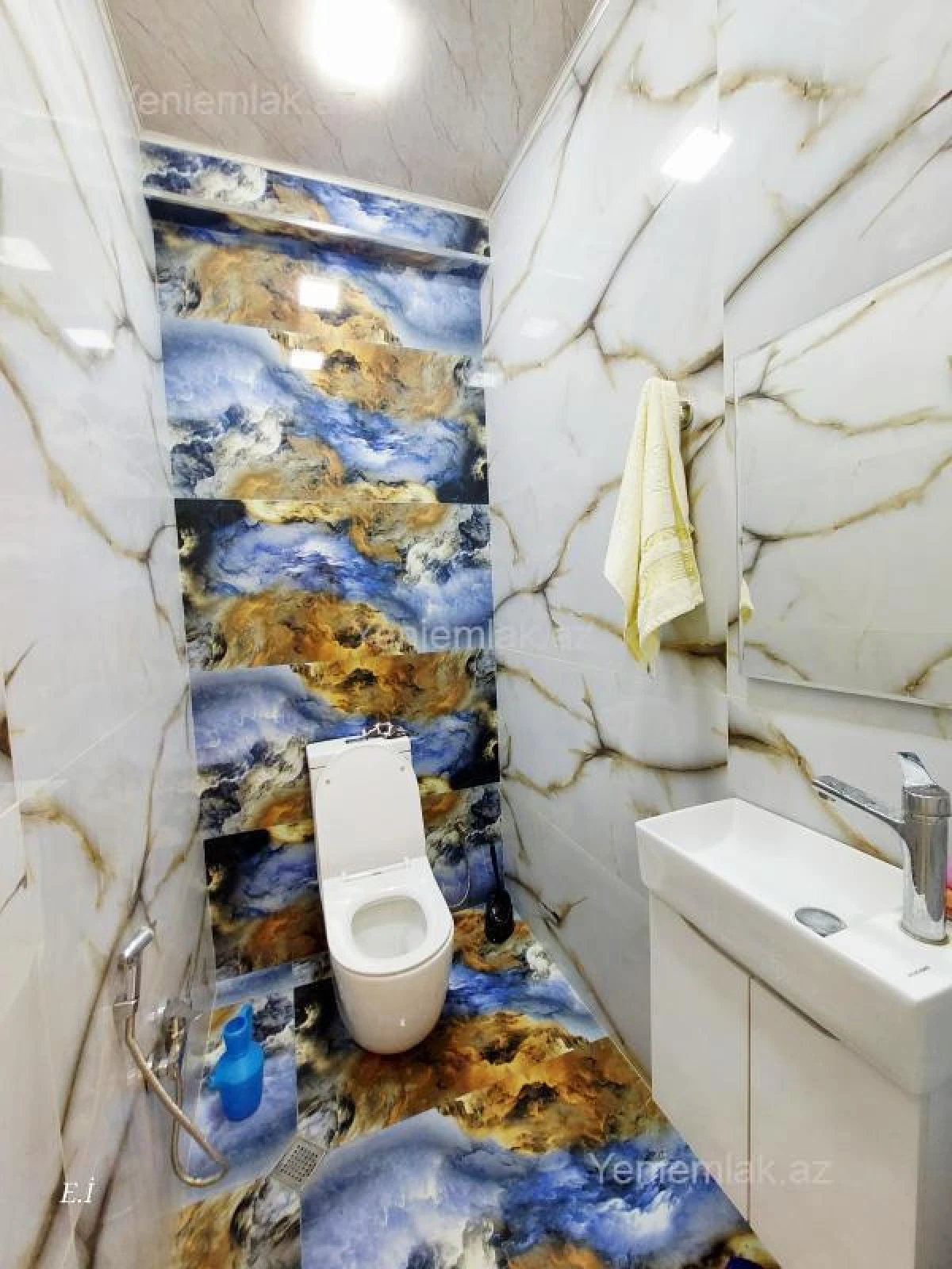 Satılır 3 otaqlı yeni tikili 132 m²