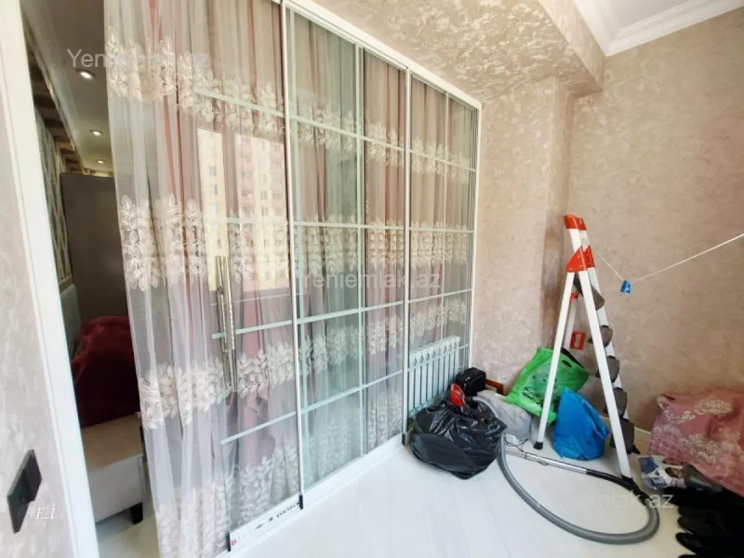 Satılır 3 otaqlı yeni tikili 132 m²