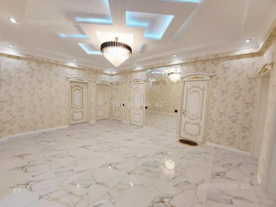 Satılır 3 otaqlı yeni tikili 132 m²