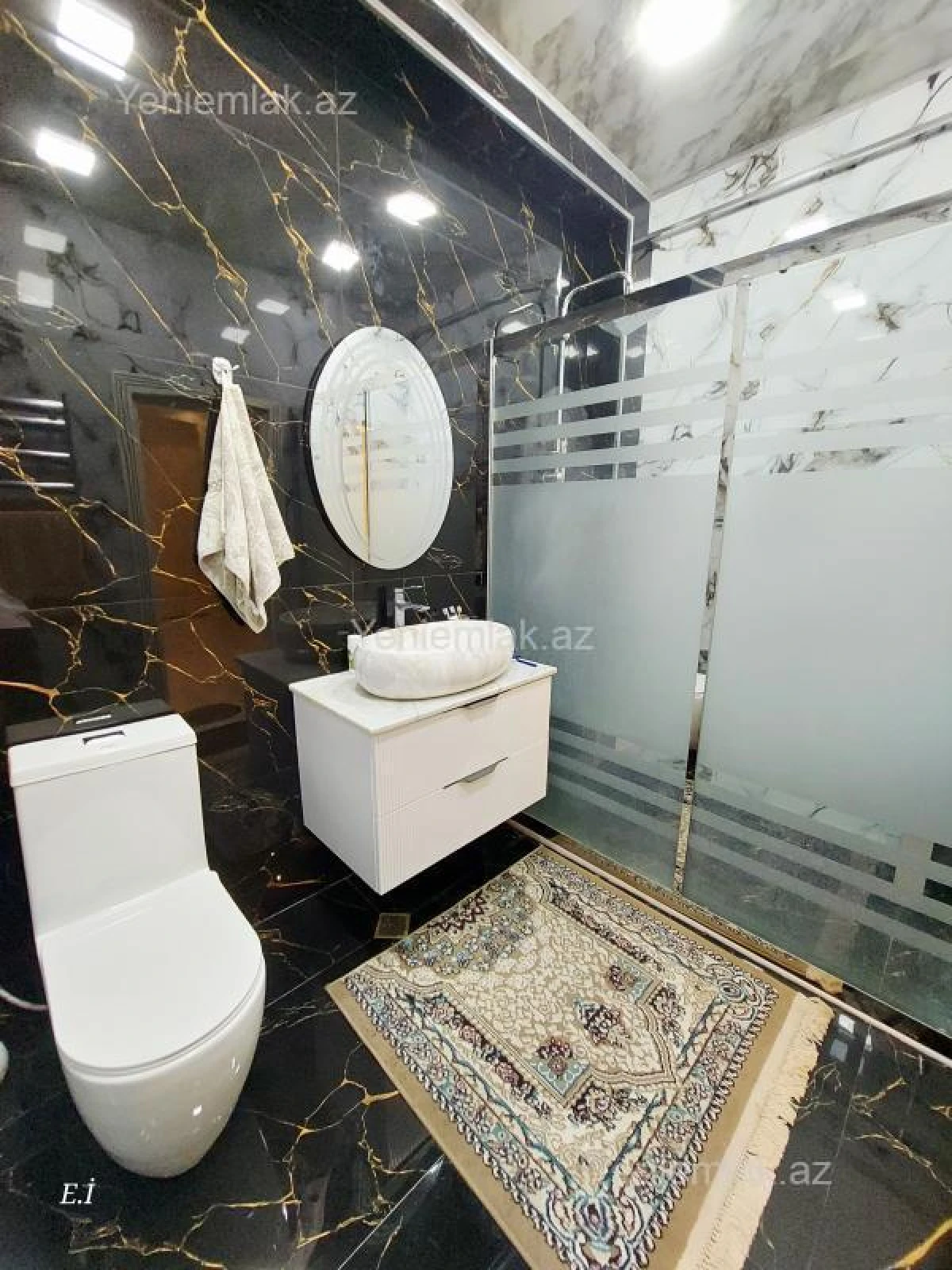 Satılır 3 otaqlı yeni tikili 132 m²