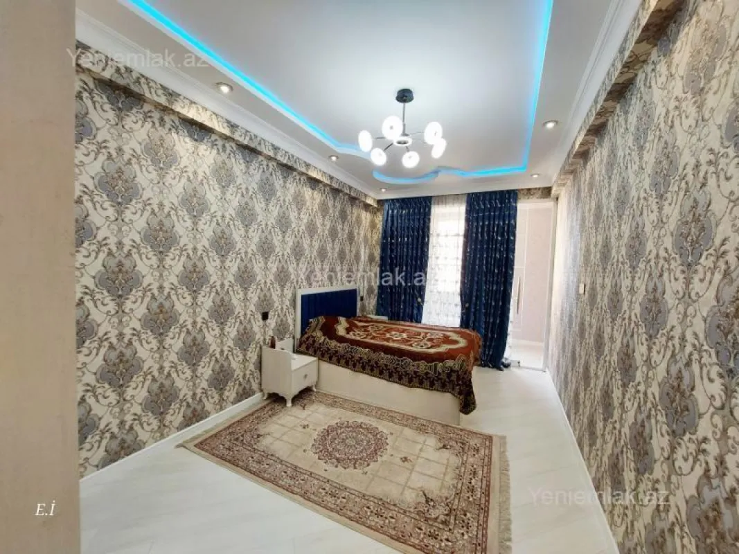 Satılır 3 otaqlı yeni tikili 132 m²