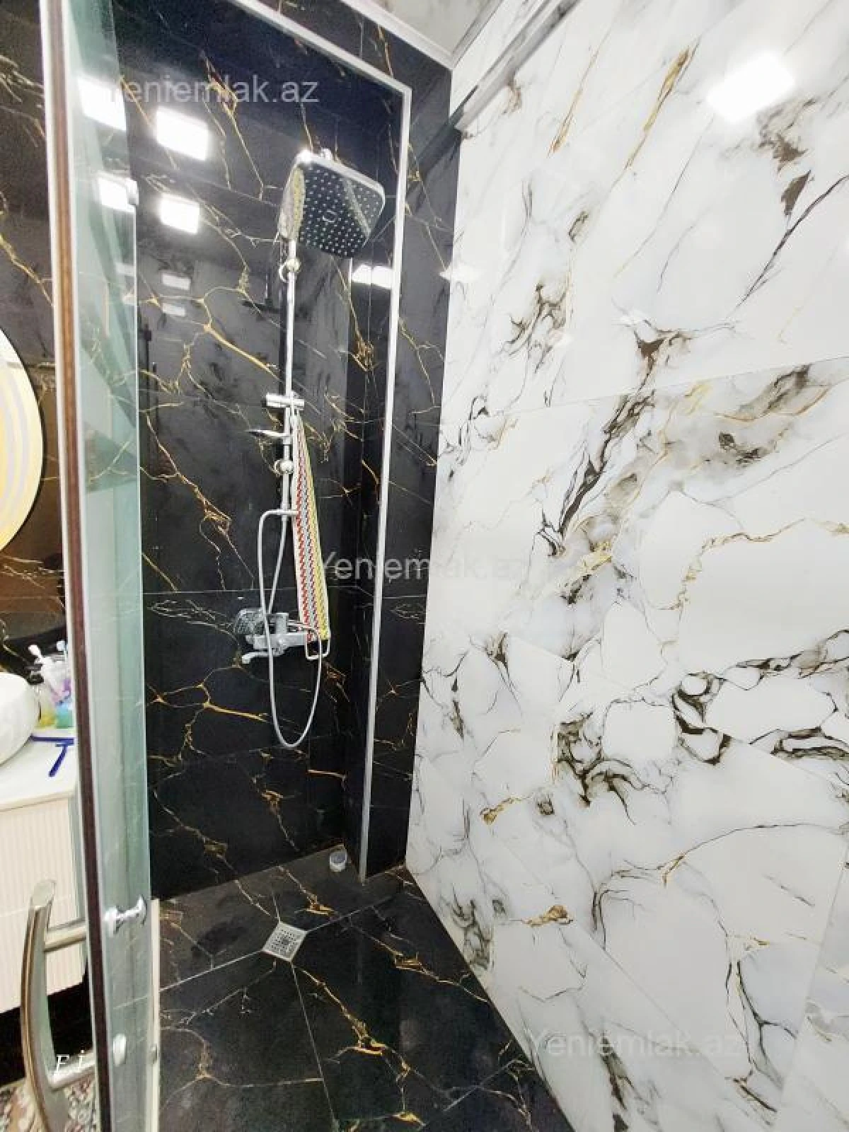 Satılır 3 otaqlı yeni tikili 132 m²