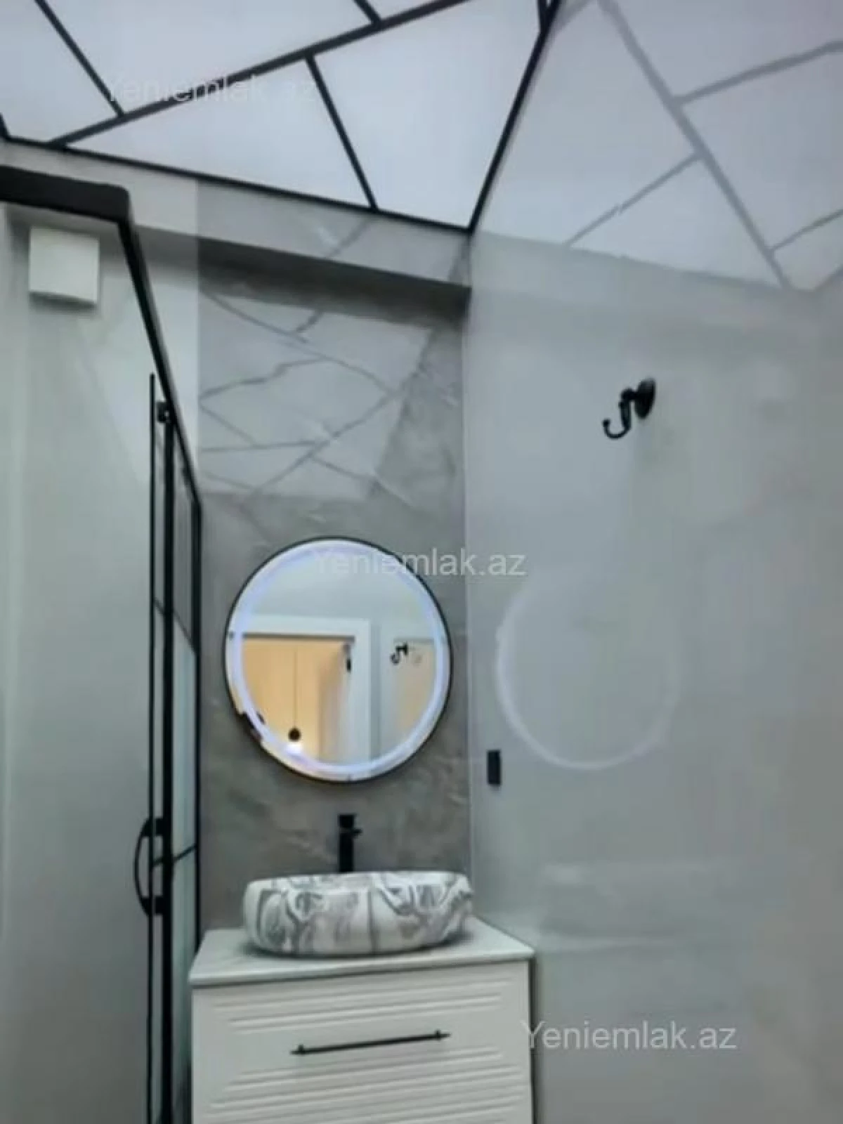 Satılır 3 otaqlı yeni tikili 75 m²