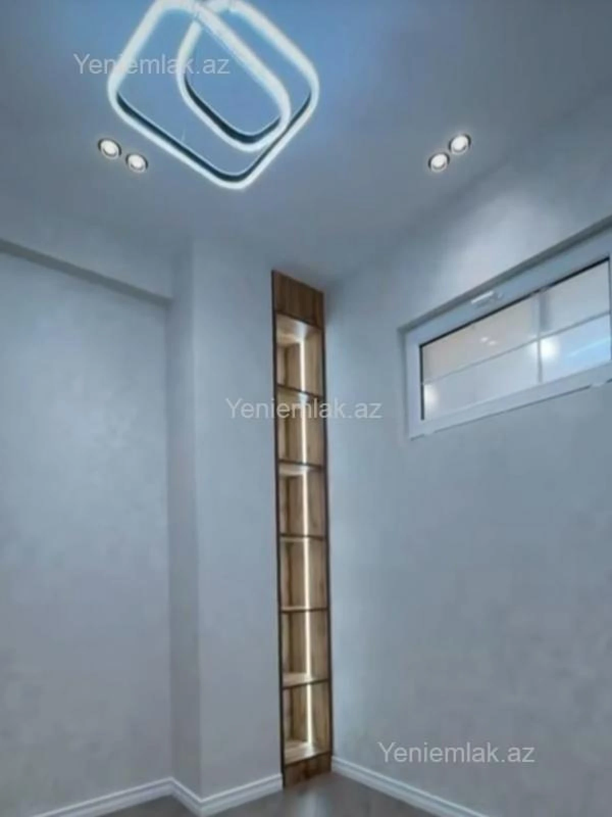 Satılır 3 otaqlı yeni tikili 75 m²