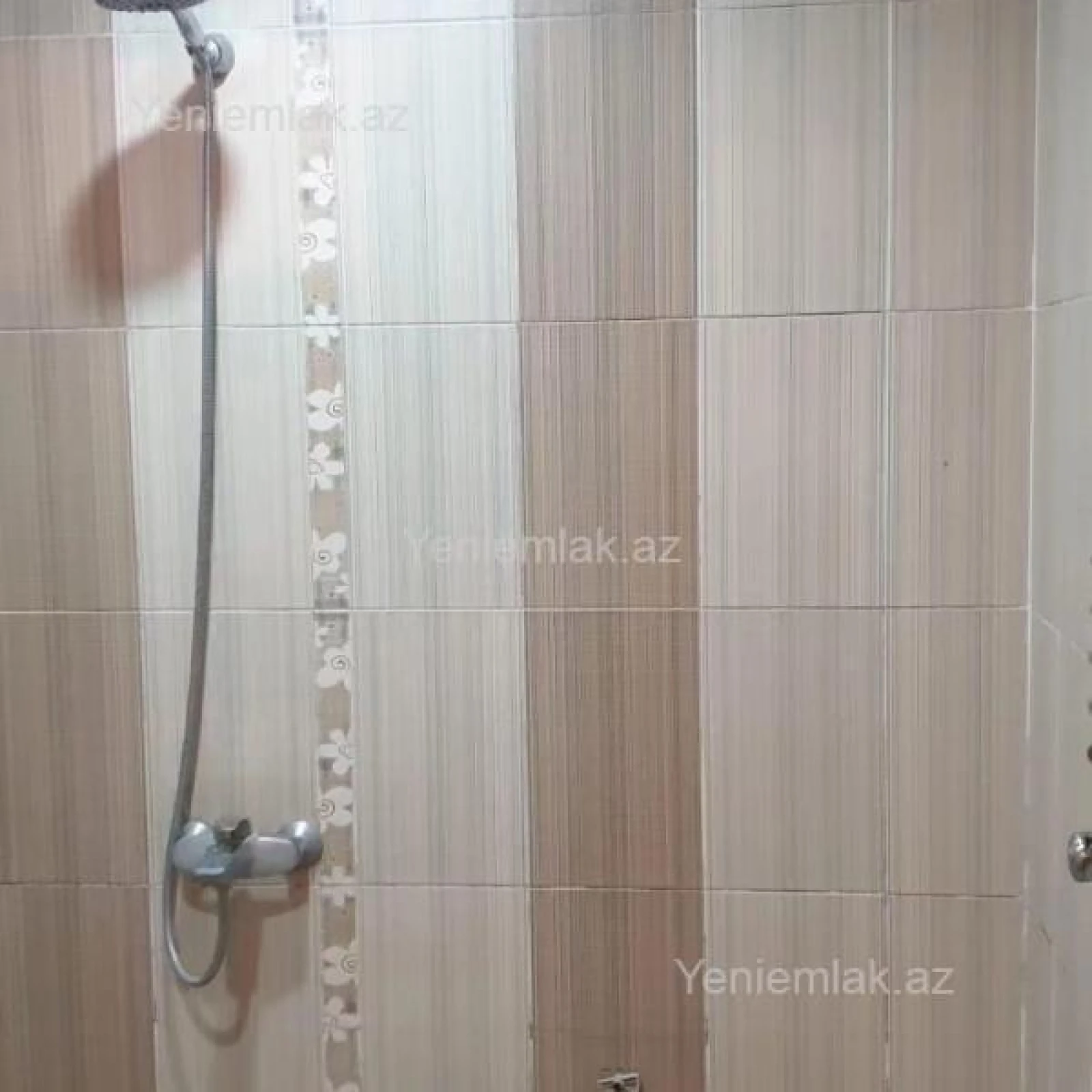 Satılır 2 otaqlı yeni tikili 62 m²