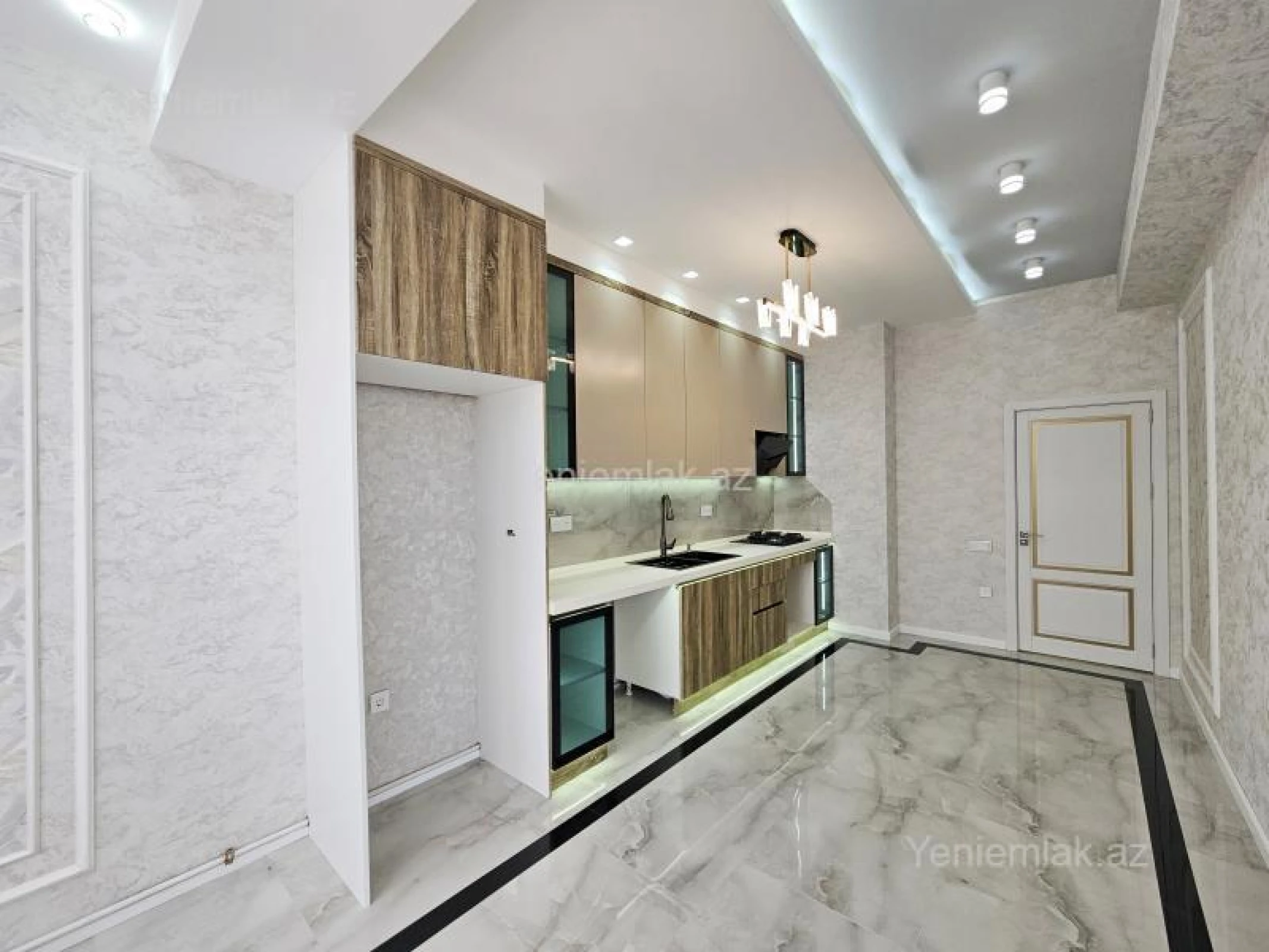 Satılır 3 otaqlı yeni tikili 126 m²