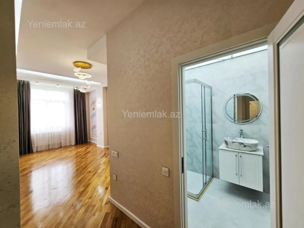 Satılır 3 otaqlı yeni tikili 126 m²