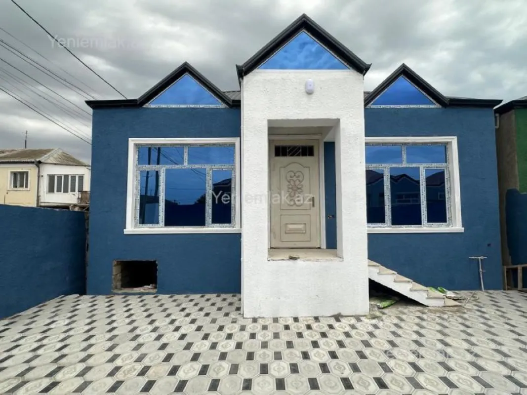 Satılır 4 otaqlı həyət evi 110 m²