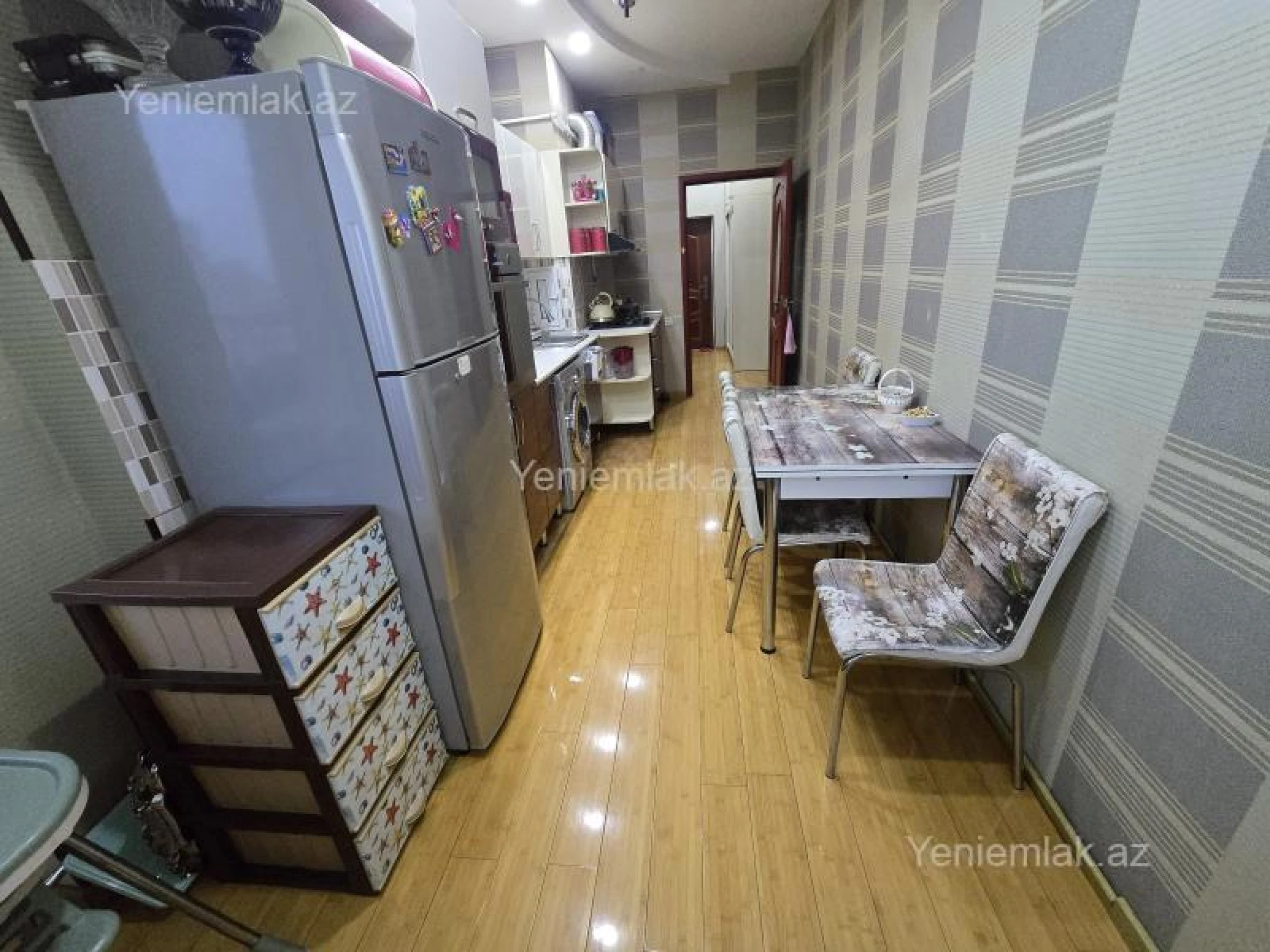 Satılır 3 otaqlı yeni tikili 78 m²