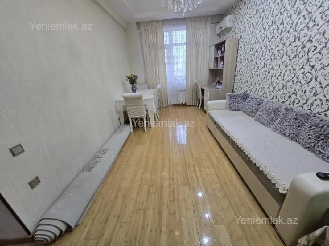 Satılır 3 otaqlı yeni tikili 78 m²