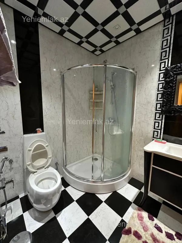 Satılır 4 otaqlı yeni tikili 190 m²