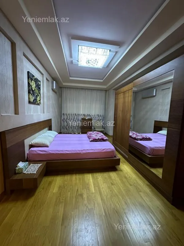 Satılır 4 otaqlı yeni tikili 190 m²