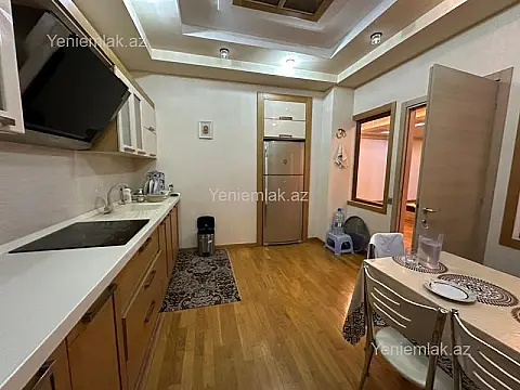 Satılır 4 otaqlı yeni tikili 190 m²