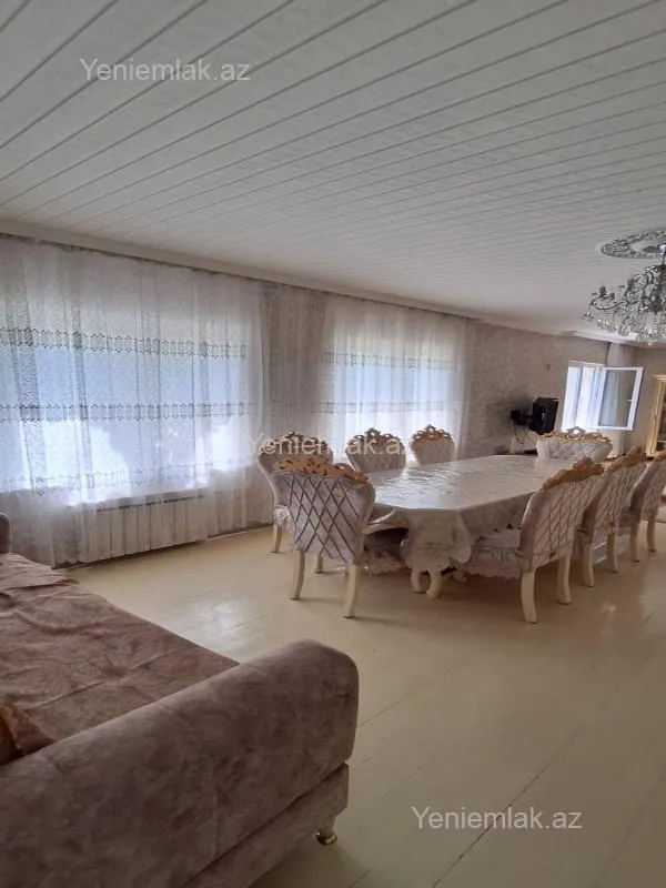 Satılır 4 otaqlı həyət evi 120 m²