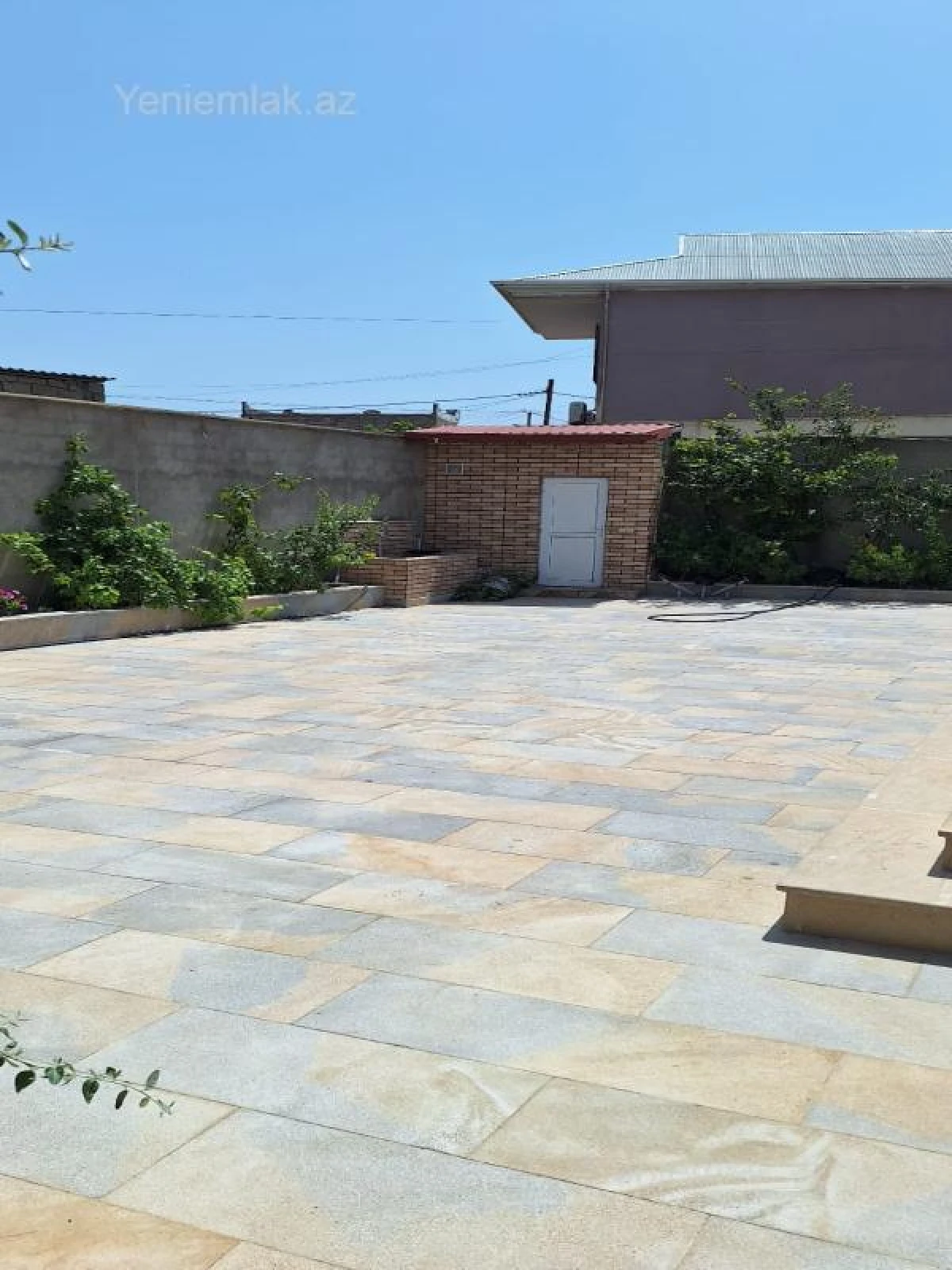 Satılır 4 otaqlı həyət evi 120 m²