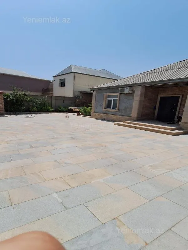 Satılır 4 otaqlı həyət evi 120 m²