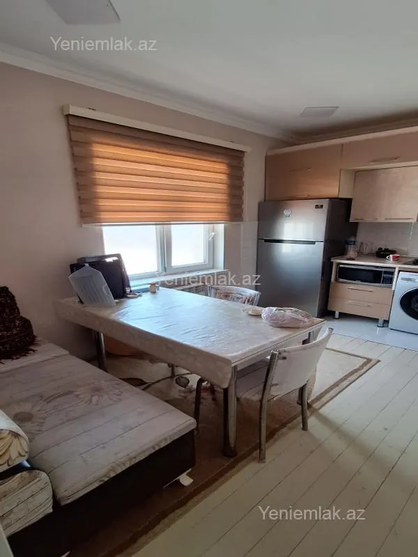 Satılır 4 otaqlı həyət evi 120 m²