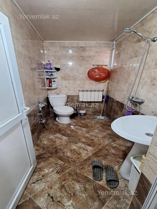 Satılır 4 otaqlı həyət evi 120 m²