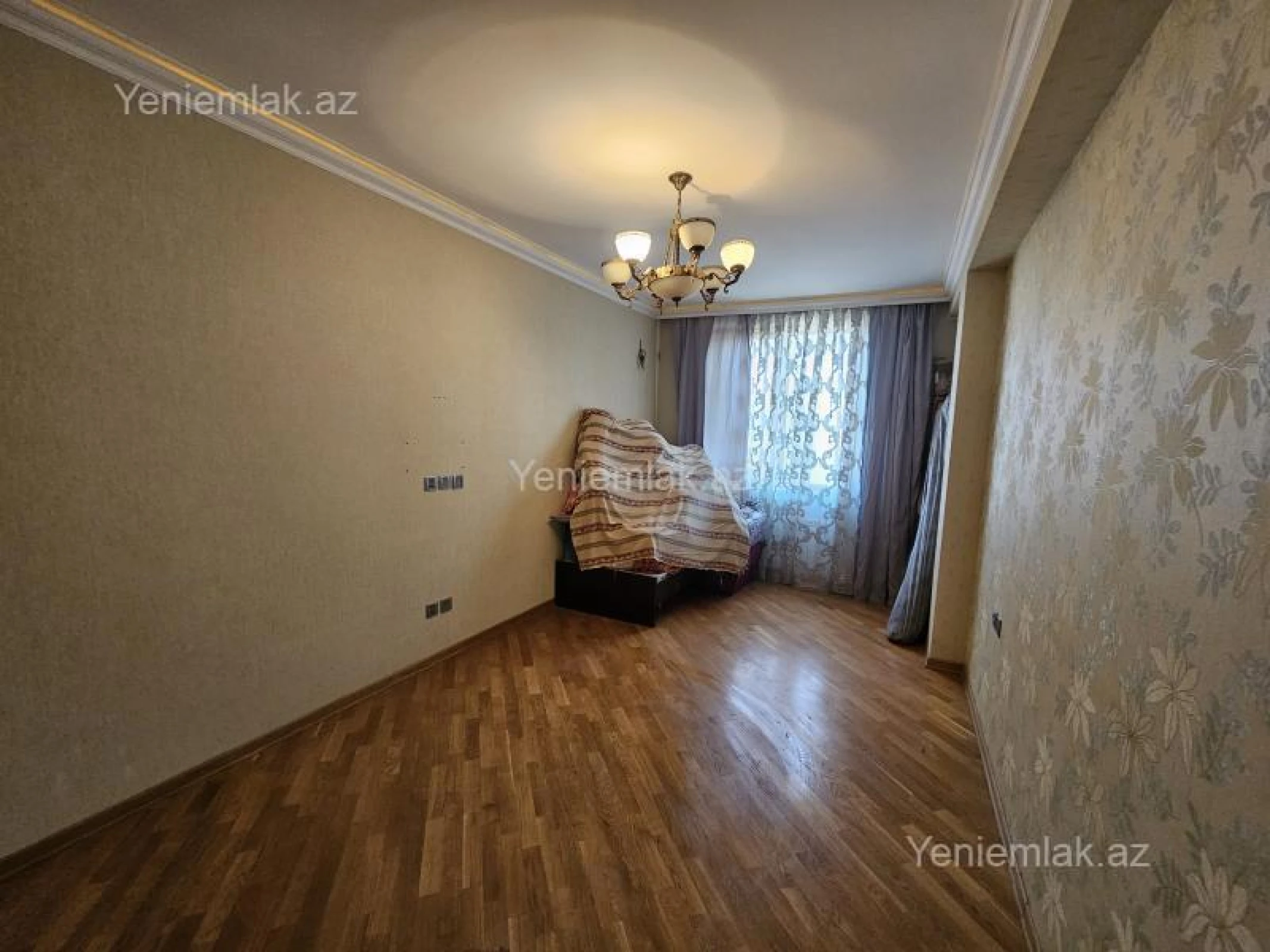 Satılır 3 otaqlı yeni tikili 140 m²