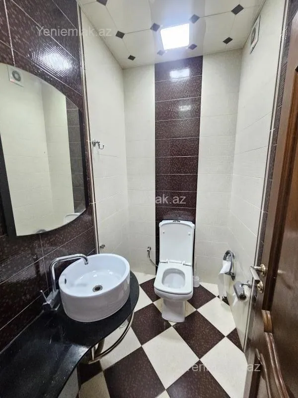 Satılır 3 otaqlı yeni tikili 140 m²