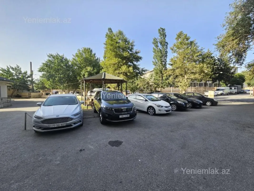 Satılır 3 otaqlı yeni tikili 140 m²