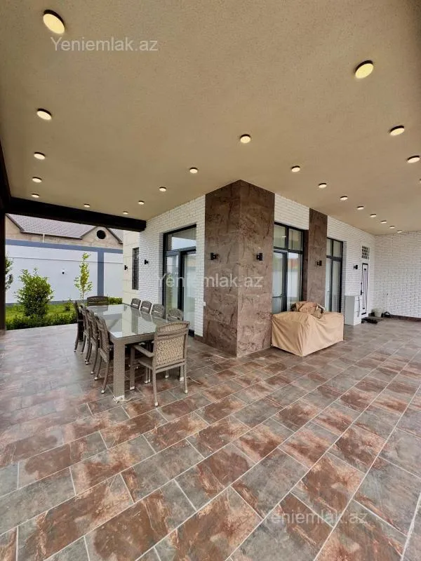 Satılır 5 otaqlı həyət evi 354 m²