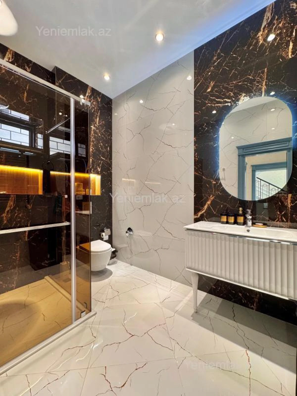 Satılır 5 otaqlı həyət evi 354 m²