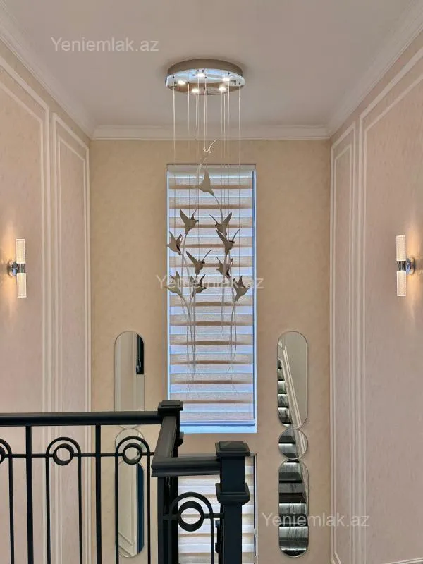 Satılır 5 otaqlı həyət evi 354 m²