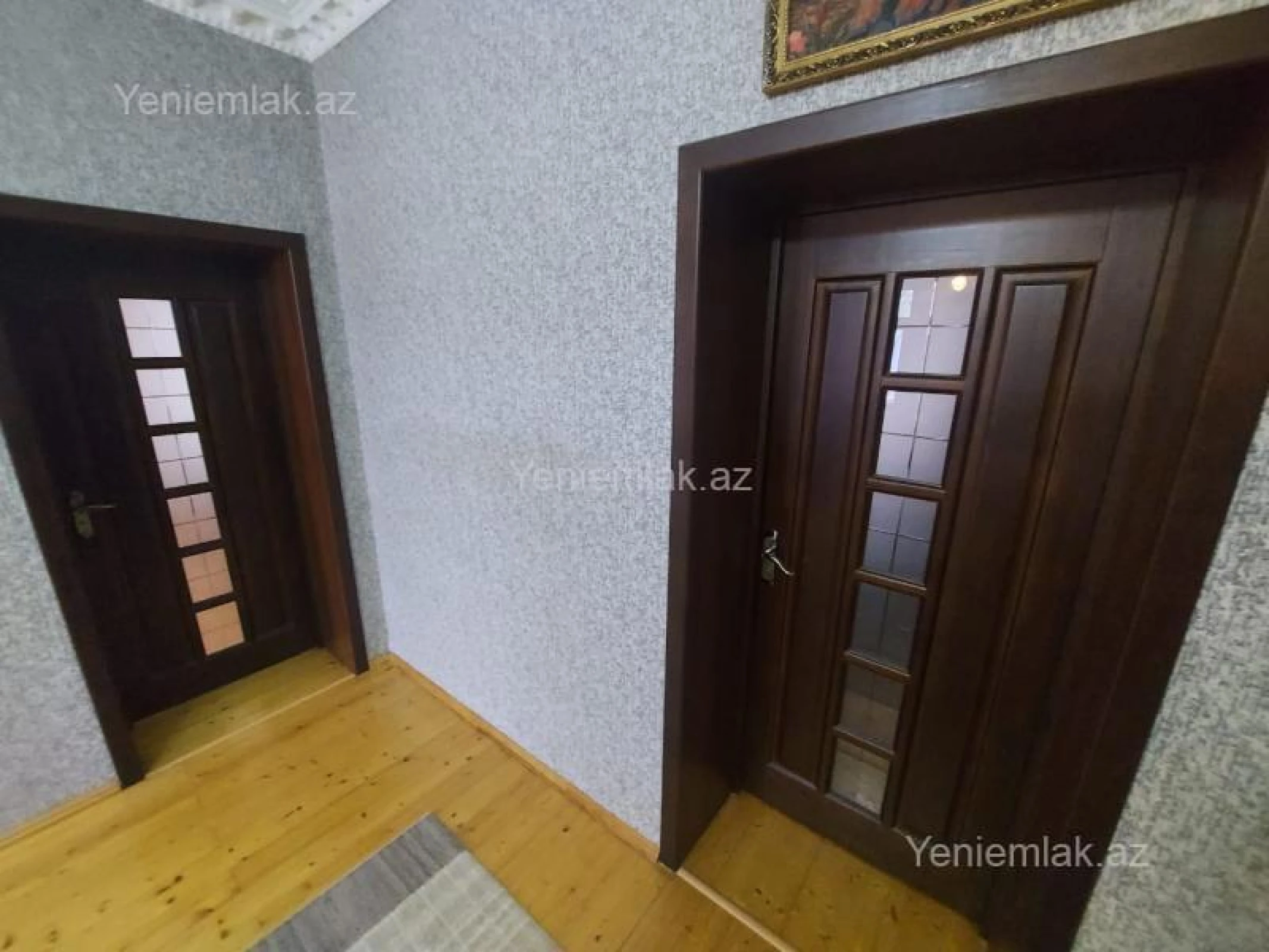 Satılır 6 otaqlı həyət evi 300 m²
