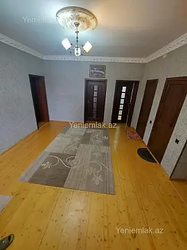 Satılır 6 otaqlı həyət evi 300 m²