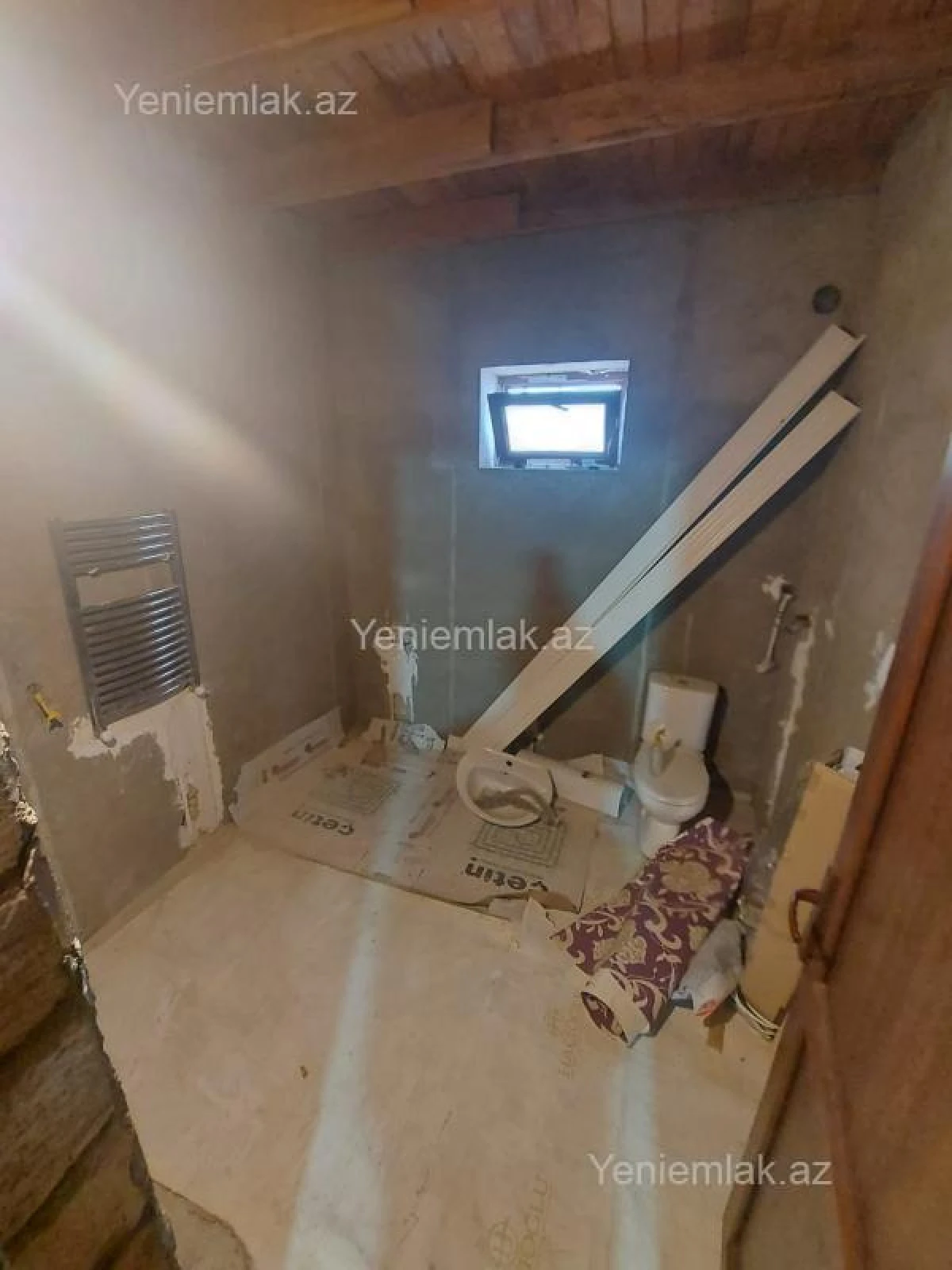 Satılır 6 otaqlı həyət evi 300 m²