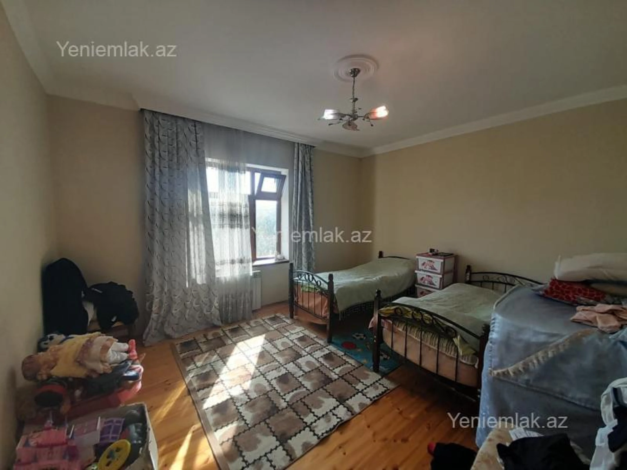 Satılır 5 otaqlı həyət evi 150 m²