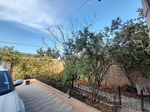 Satılır 5 otaqlı həyət evi 150 m²