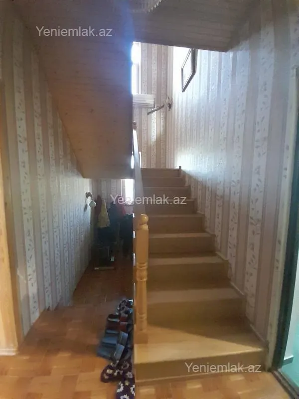 Satılır 5 otaqlı həyət evi 150 m²
