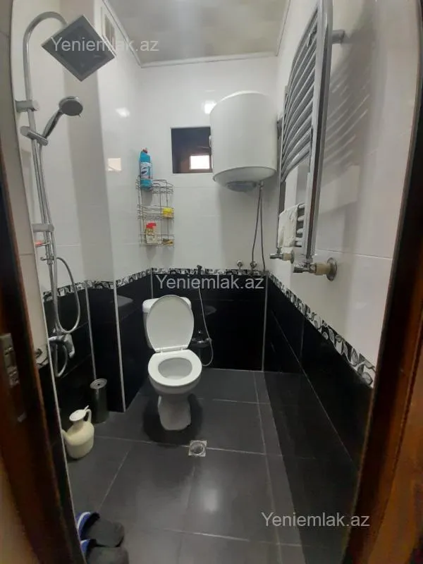 Satılır 5 otaqlı həyət evi 150 m²