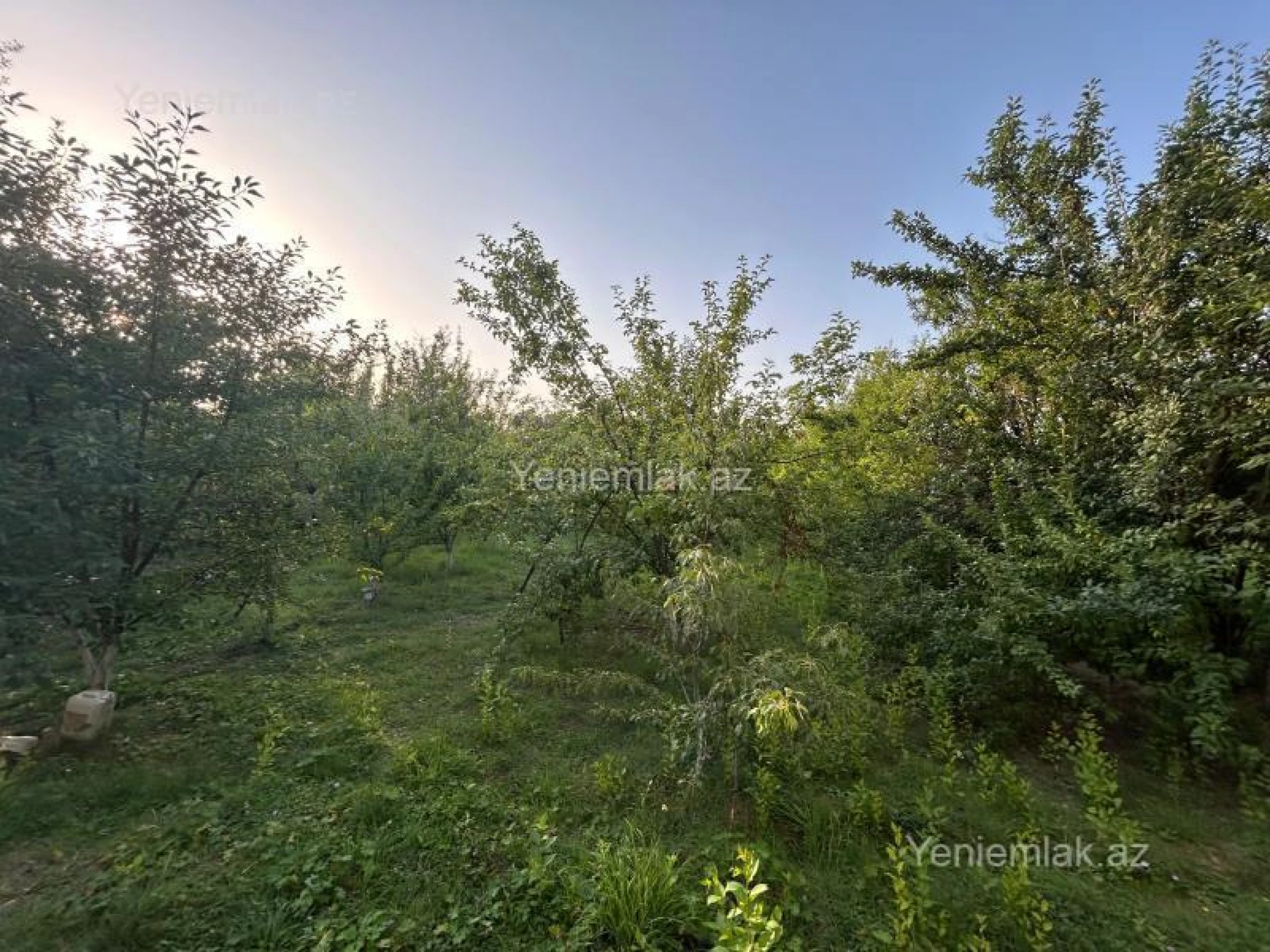 Satılır 8 otaqlı həyət evi 260 m²