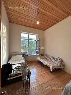 Satılır 8 otaqlı həyət evi 260 m²