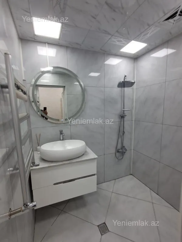 Satılır 3 otaqlı köhnə tikili 85 m²