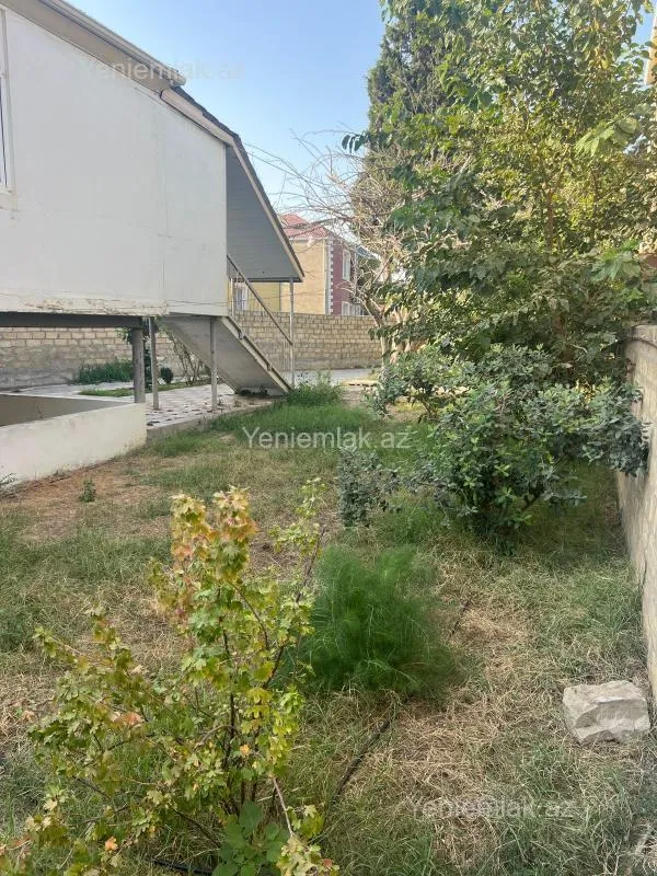 Satılır 4 otaqlı həyət evi 140 m²