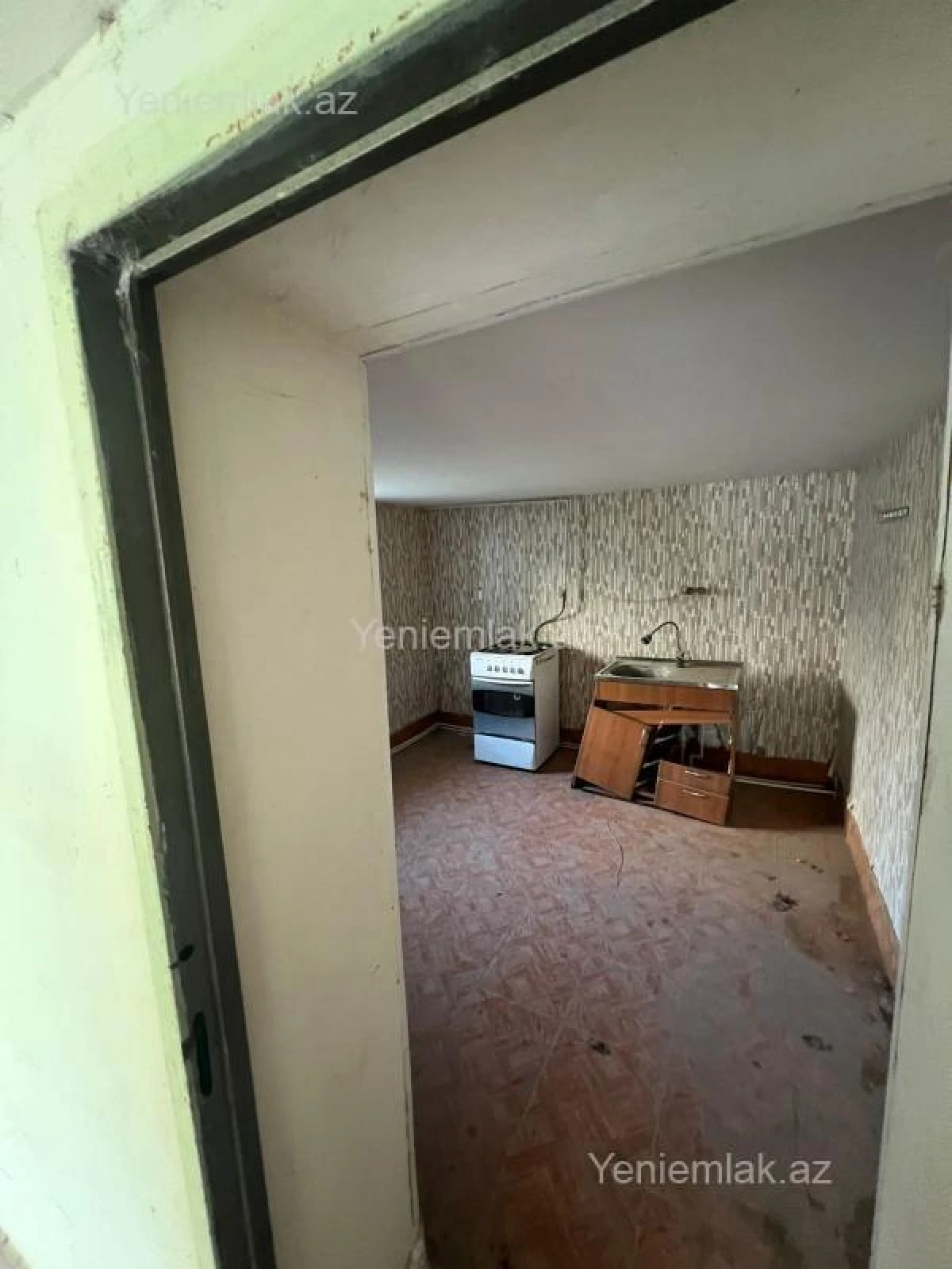Satılır 4 otaqlı həyət evi 140 m²