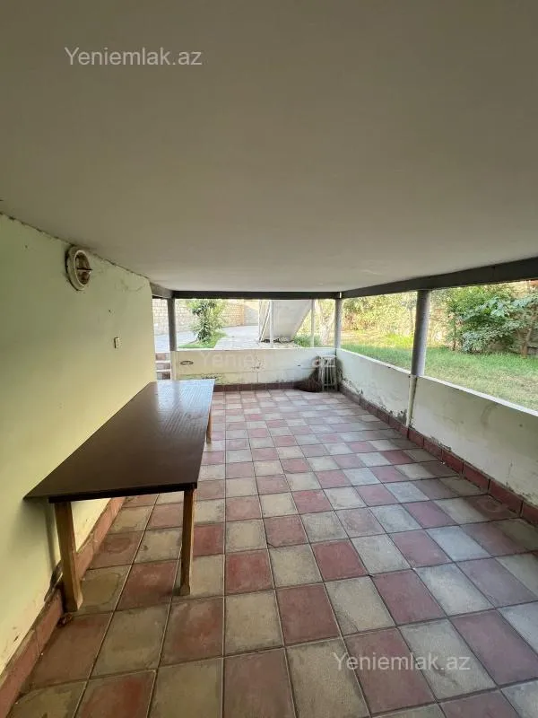 Satılır 4 otaqlı həyət evi 140 m²