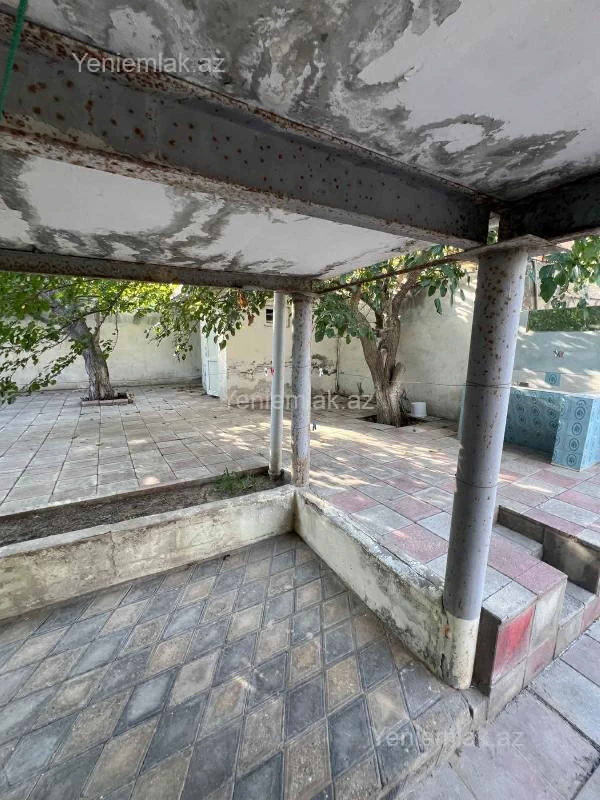 Satılır 4 otaqlı həyət evi 140 m²