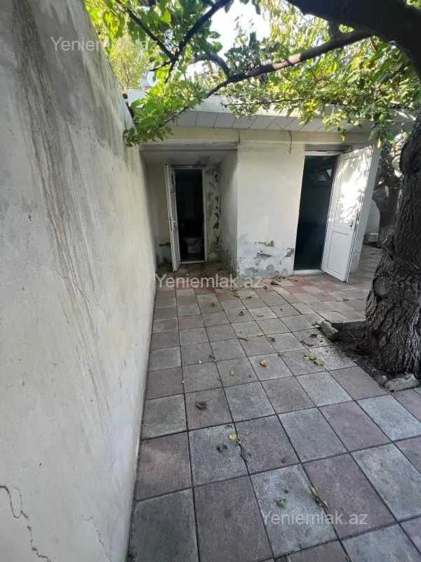 Satılır 4 otaqlı həyət evi 140 m²