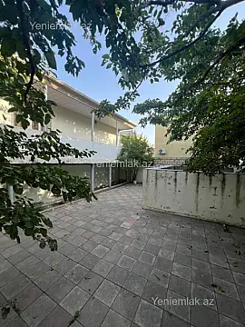 Satılır 4 otaqlı həyət evi 140 m²