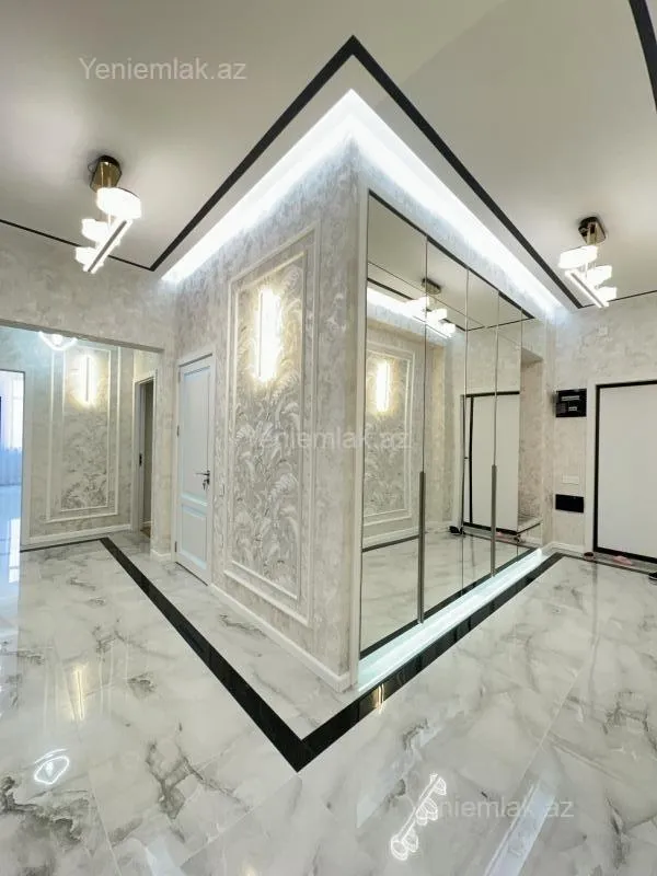 Satılır 3 otaqlı yeni tikili 126 m²